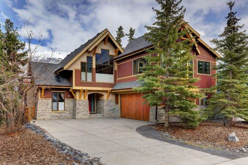 207 Miskow Close, Canmore, AB, T1W3G7 | Card Image