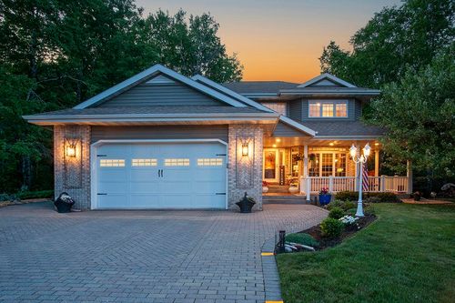 2120 Ponderosa Cir, Duluth, MN, 55811-1959 | Card Image