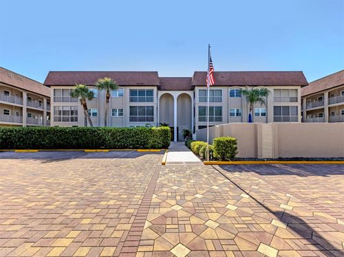 106-101 Park Blvd S, Venice, FL, 34285-2123 | Card Image