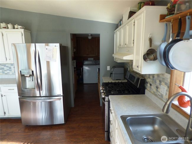 Stainless Steel appliances | Image 5