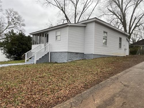 202 Cheatham St, Griffin, GA, 30223-1816 | Card Image