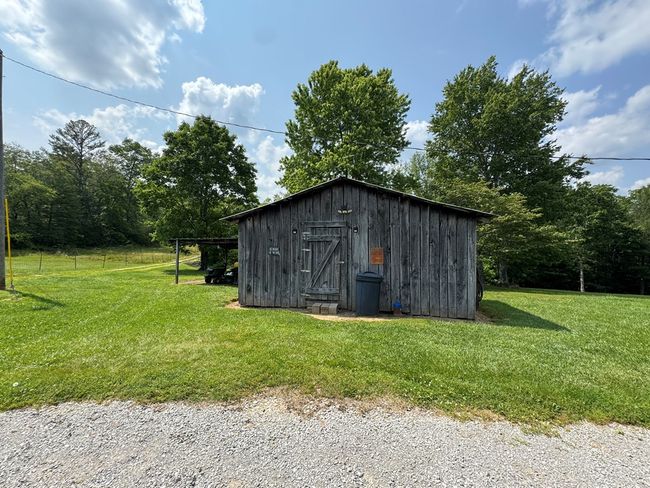 108 Hawn Dr, House other with 3 bedrooms, 2 bathrooms and null parking in Crab Orchard TN | Image 54