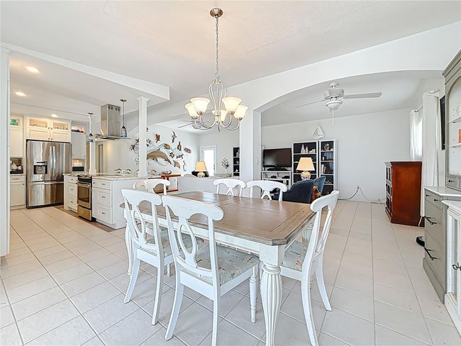 2593 W Vina Del Mar Blvd, House other with 3 bedrooms, 2 bathrooms and null parking in ST PETE BEACH FL | Image 8