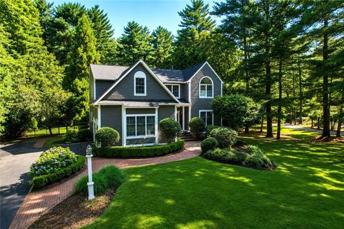 324 Sage Trl, North Kingstown, RI, 02852-1692 | Card Image