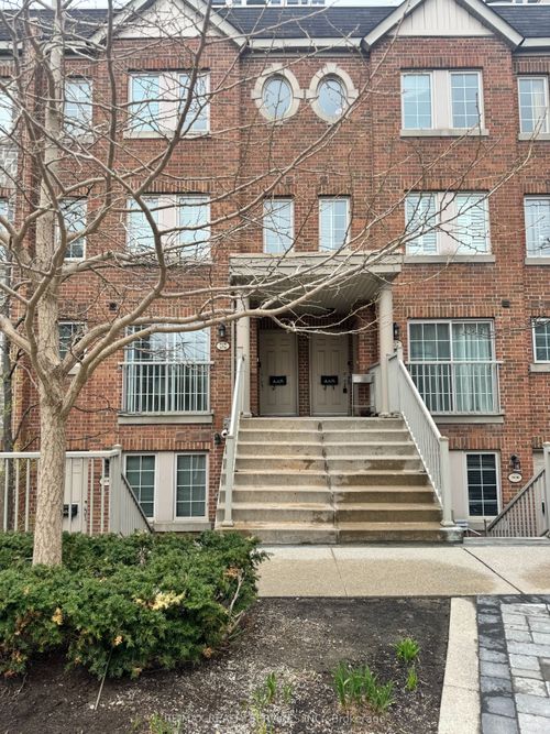 94-9 Windermere Ave, Toronto, ON, M6S5A4 | Card Image