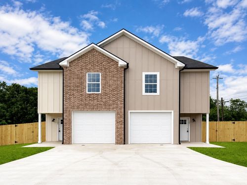 163/165 Village North Cir, Gladewater, TX, 75647 | Card Image