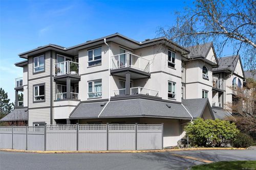 304-2227 James White Blvd, Sidney, BC, V8L1Z5 | Card Image