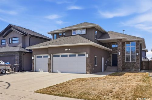 1807 Pohorecky Cres, Saskatoon, SK, S7W0J2 | Card Image