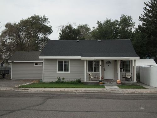 520 5th St, Wells, NV, 89835-8064 | Card Image