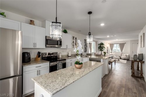 5613 Fathom Blue St, Las Vegas, NV, 89148-1579 | Card Image