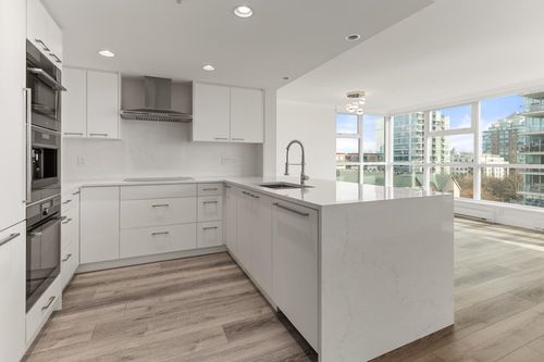 704-125 Milross Ave, Vancouver, BC, V6A0A1 | Card Image