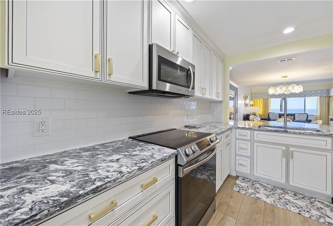 APT-454 - 21 Ocean Ln, Condo with 2 bedrooms, 2 bathrooms and null parking in Hilton Head Island SC | Image 6
