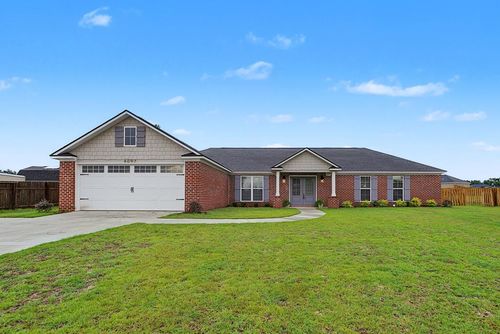 4097 Setterpointe Dr, Valdosta, GA, 31601-9133 | Card Image