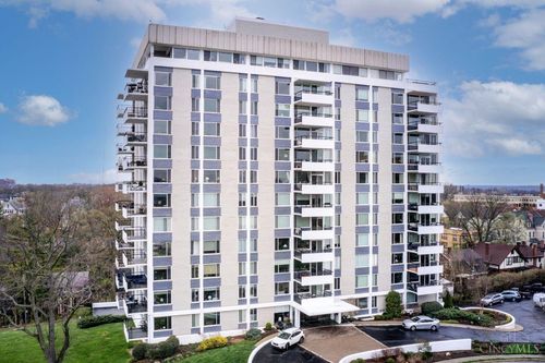 2401 Ingleside Ave, Cincinnati, OH, 45206-4400 | Card Image