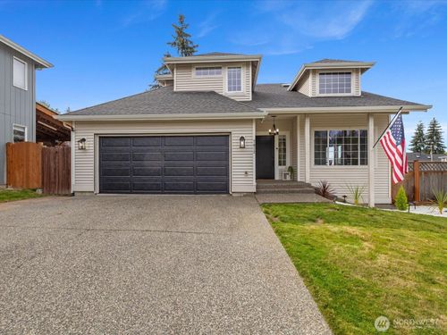 7012 60th Pl Ne, Marysville, WA, 98270-8919 | Card Image
