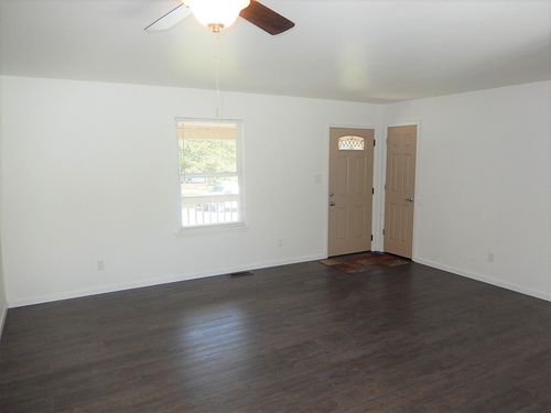 1016 Caspan St, Raleigh, NC, 27610-1756 | Card Image