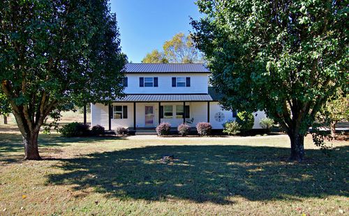 718 Double Springs Rd, Townville, SC, 29689-4308 | Card Image