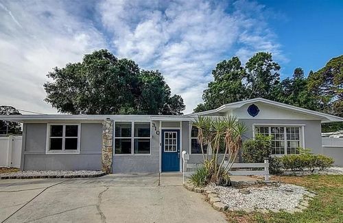 310 4th Ave Sw, RUSKIN, FL, 33570-4626 | Card Image