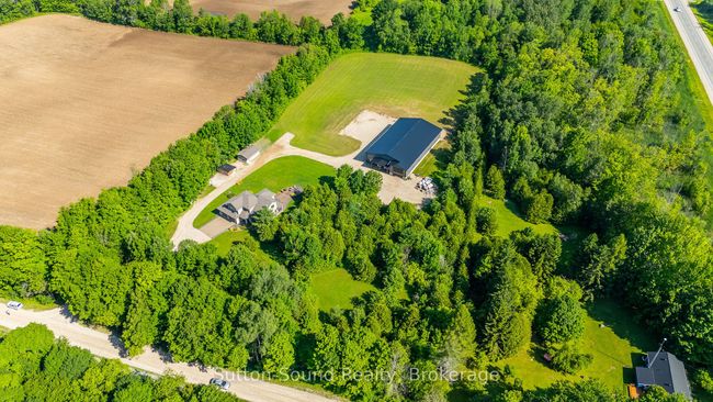 782801 3 Sideroad, House other with 4 bedrooms, 4 bathrooms and 25 parking in Chatsworth ON | Image 42