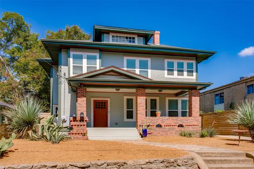 413 W 9th St, Dallas, TX, 75208-4616 | Card Image
