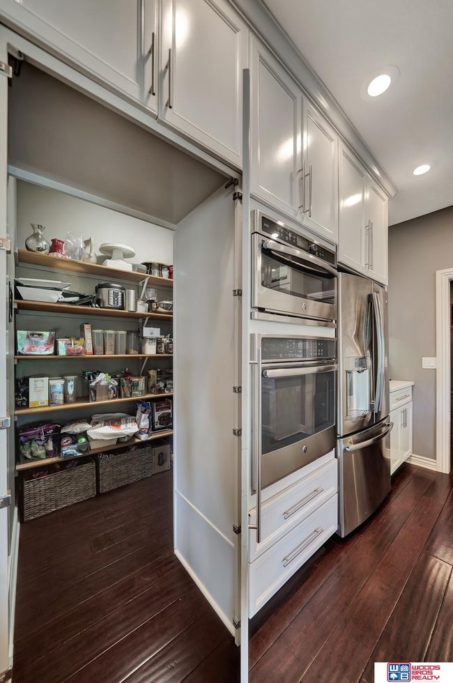 2020 Ridgeline Dr, House other with 5 bedrooms, 4 bathrooms and 3 parking in Lincoln NE | Image 16