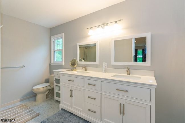 8 Kevin Dr, House other with 4 bedrooms, 2 bathrooms and null parking in Flanders NJ | Image 20