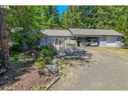 177 Ne Lombardy Dr, Roseburg, OR, 97470-3743 | Card Image