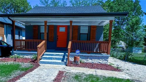 7225 College Ave, Kansas City, MO, 64132-1901 | Card Image