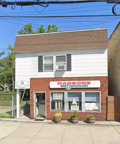 2410 Boston Post Rd, Larchmont, NY, 10538-3403 | Card Image