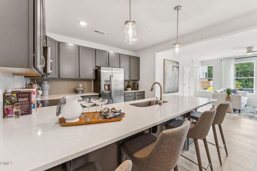 100-148 N White St, Wake Forest, NC, 27587-2646 | Card Image