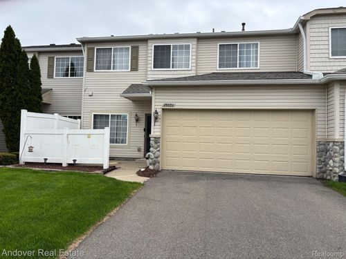26654 Kirkway Cir, Woodhaven, MI, 48183-1967 | Card Image