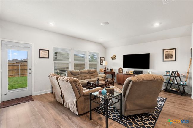 1444 Acorn Wood, House other with 4 bedrooms, 2 bathrooms and null parking in Seguin TX | Image 8