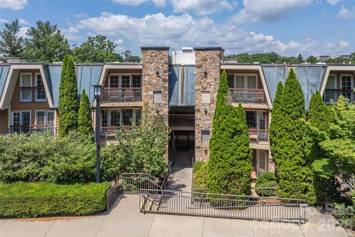 222 Bowling Park Rd, Asheville, NC, 28803-0108 | Card Image