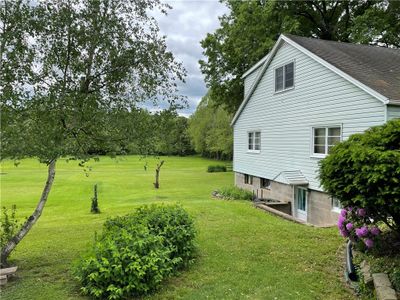 173 W Pennsylvania Ave, House other with 3 bedrooms, 1 bathrooms and 1 parking in New Stanton PA | Image 3