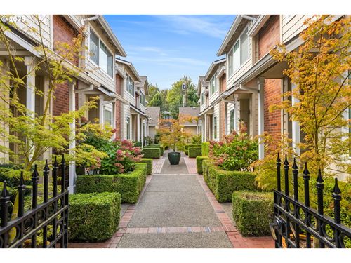 436 5th St, Lake Oswego, OR, 97034-3064 | Card Image