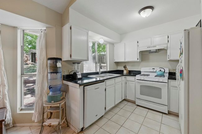 4802 Peach Grove Ct, House other with 5 bedrooms, 2 bathrooms and 2 parking in Austin TX | Image 8