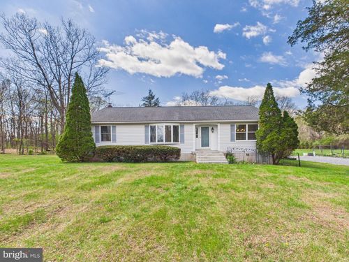 779 Cider Dr, Bunker Hill, WV, 25413-3373 | Card Image