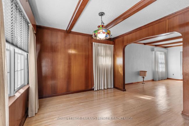 344 Vancouver St, House other with 3 bedrooms, 2 bathrooms and 6 parking in London ON | Image 6