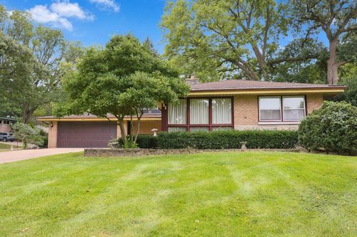 853 Edgewater Dr, Naperville, IL, 60540-7434 | Card Image