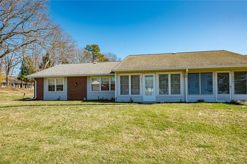 unit-a-22 Guilford Ct, Ridge, NY, 11961-8012 | Card Image