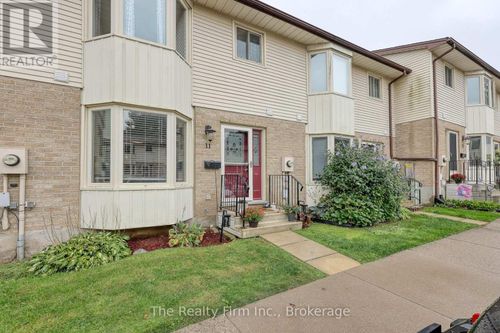 11-275 George St, Ingersoll, ON, N5C4A9 | Card Image