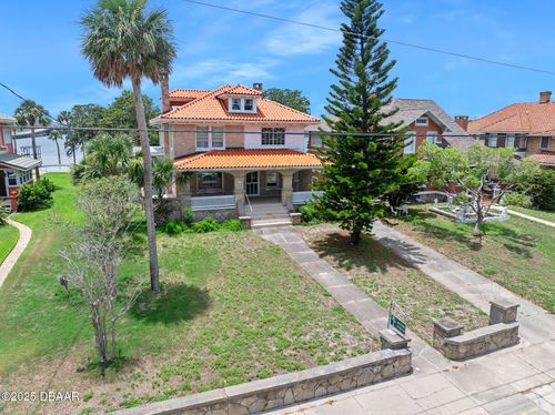 27 N Halifax Ave, Daytona Beach, FL, 32118-4248 | Card Image