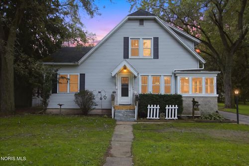 5003 Trellis Way, Sylvania, OH, 43560-2633 | Card Image