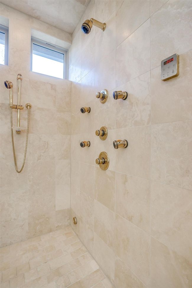 431 Sugar Tree Dr, House other with 5 bedrooms, 5 bathrooms and null parking in Lipan TX | Image 35