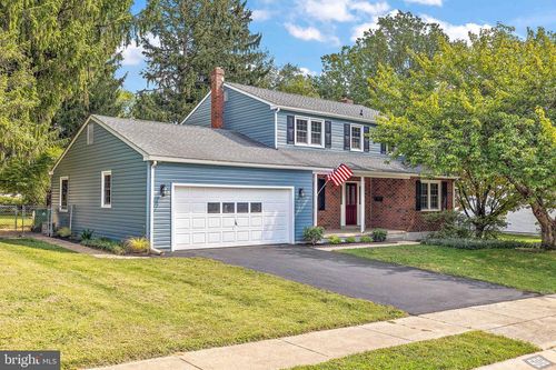 506 Cambridge Dr, NEWARK, DE, 19711-2704 | Card Image