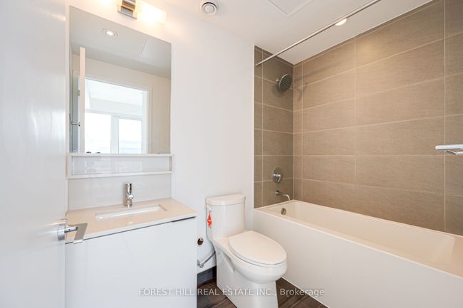 1506 - 5 Buttermill Ave, Condo with 2 bedrooms, 2 bathrooms and 1 parking in Vaughan ON | Image 16