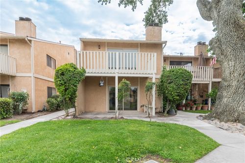 149 Flag Way, Paso Robles, CA, 93446-3441 | Card Image