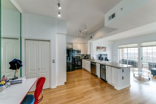 apt-1128-3225 Turtle Creek Blvd, Dallas, TX, 75219-5468 | Card Image