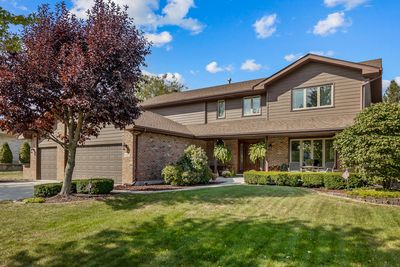 8520 Meadows Edge Trail, House other with 4 bedrooms, 2 bathrooms and 3 parking in Tinley Park IL | Image 1