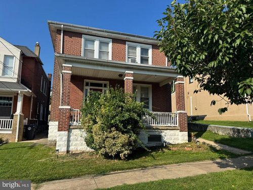 134 W 8th Ave, CONSHOHOCKEN, PA, 19428-1404 | Card Image